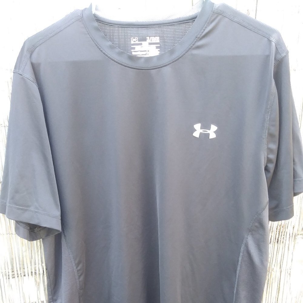 Under Armour Short Sleeve Men - Fitted - XL